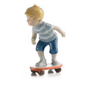 ROYAL COPENHAGEN BAMBINO CON SKATEBOARD MINI COLLECTION