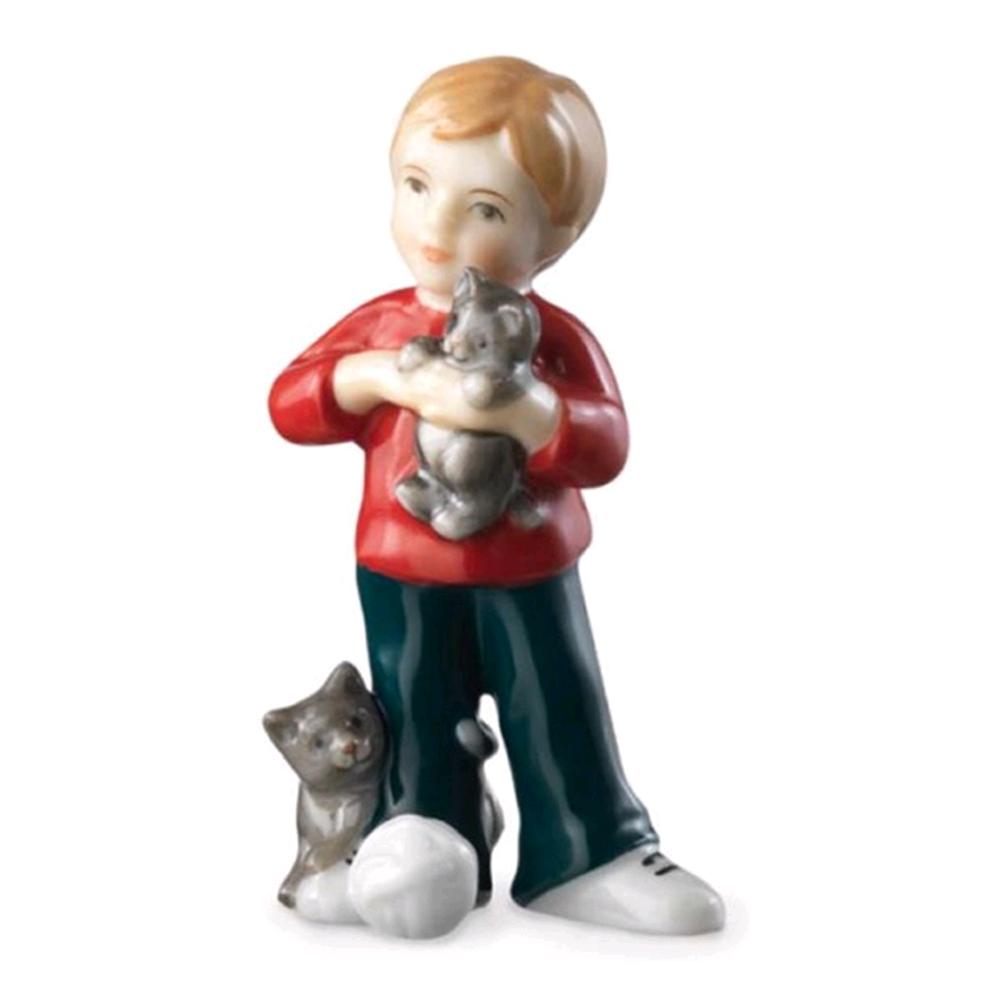 ROYAL COPENHAGEN BIMBO IN PIEDI CON GATTINI