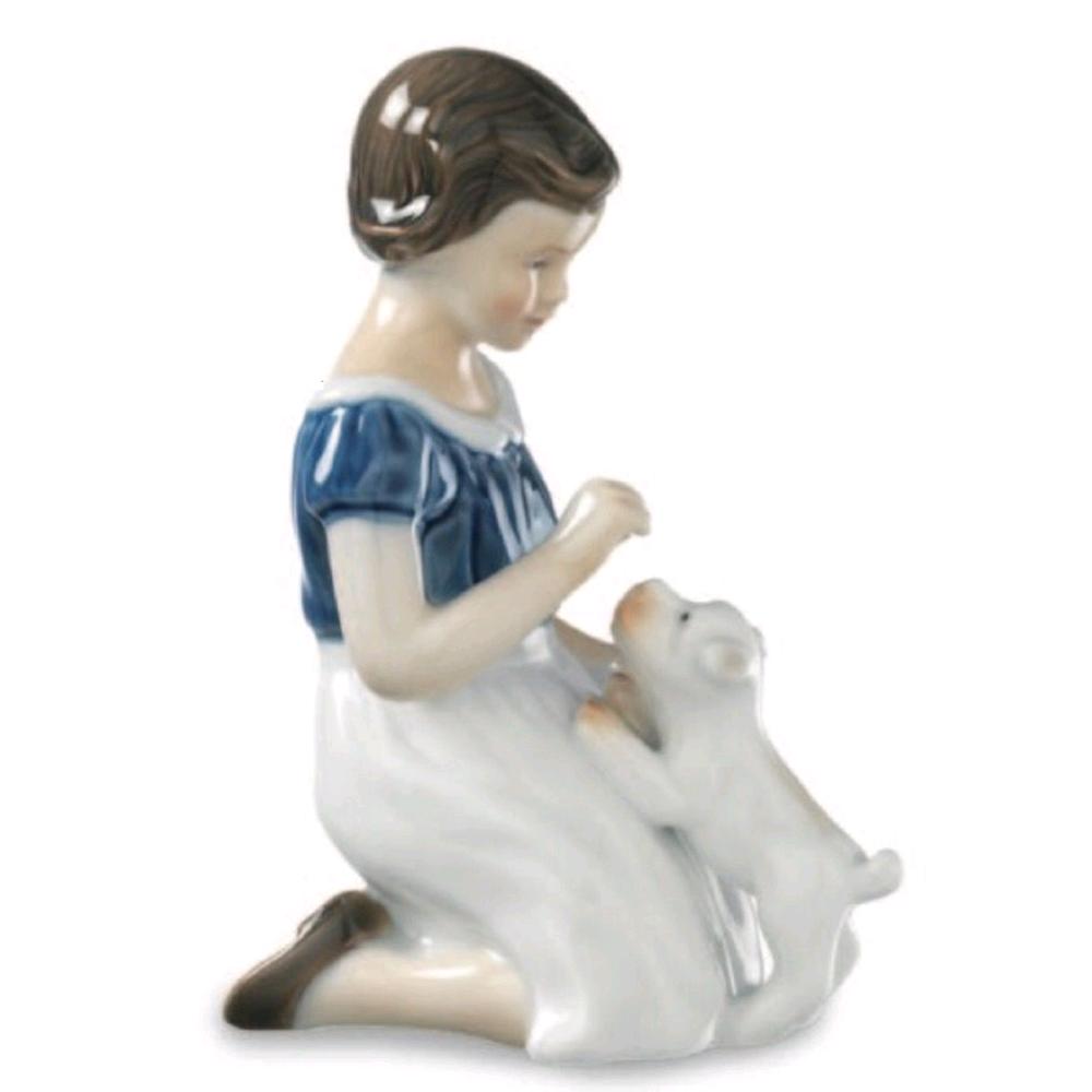 ROYAL COPENHAGEN BIMBA CON CUCCIOLO